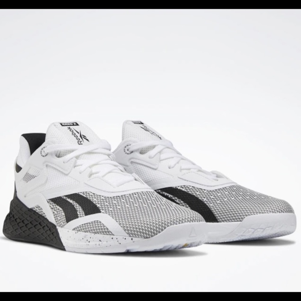 Reebok nanos X shoes men’s size 10 black and white